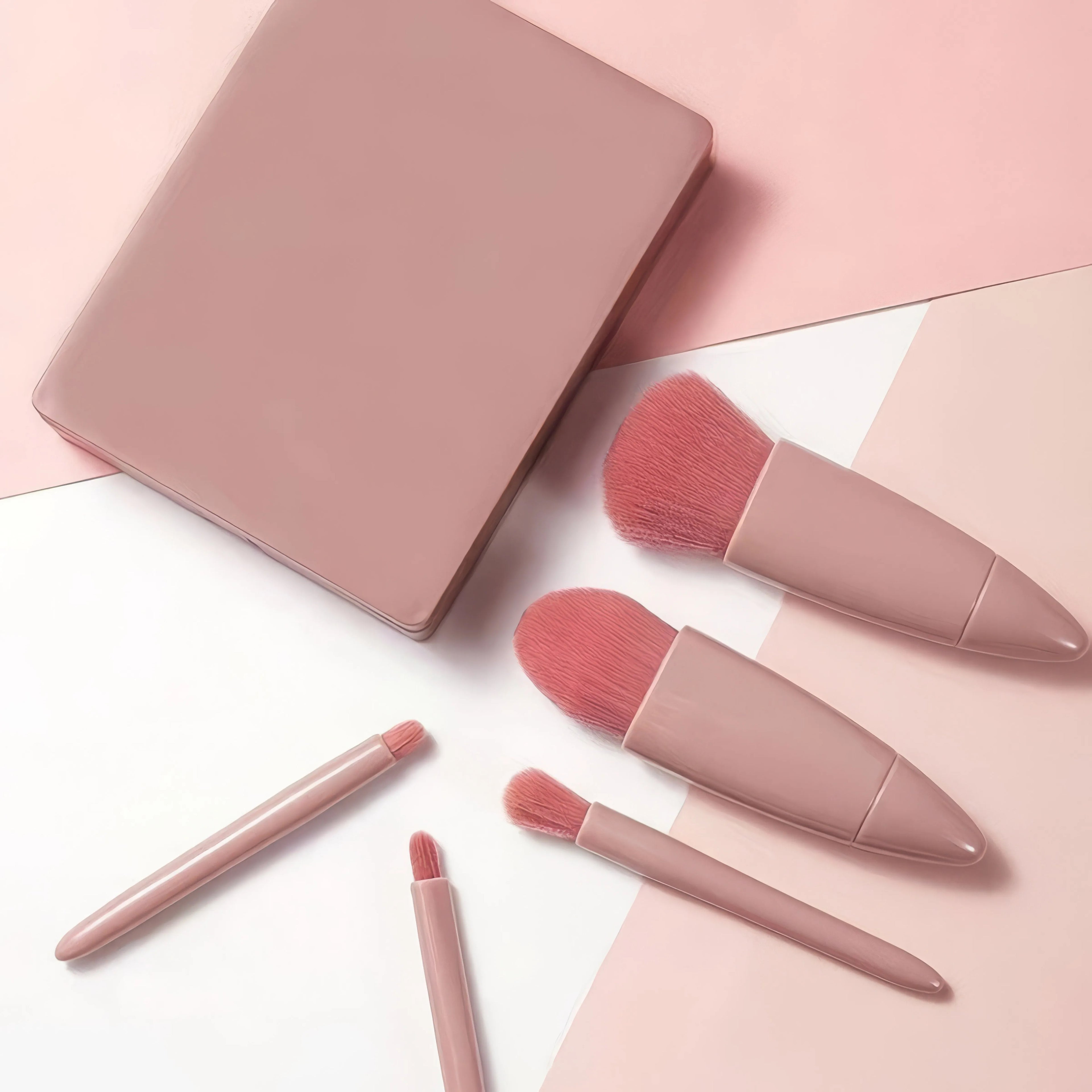 Pink Glow Brush Set — 5-Piece Professional Makeup Brushes + Travel Pouch